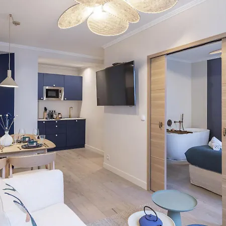 Apartment The Blue On Champs Elysees Avenue Paris